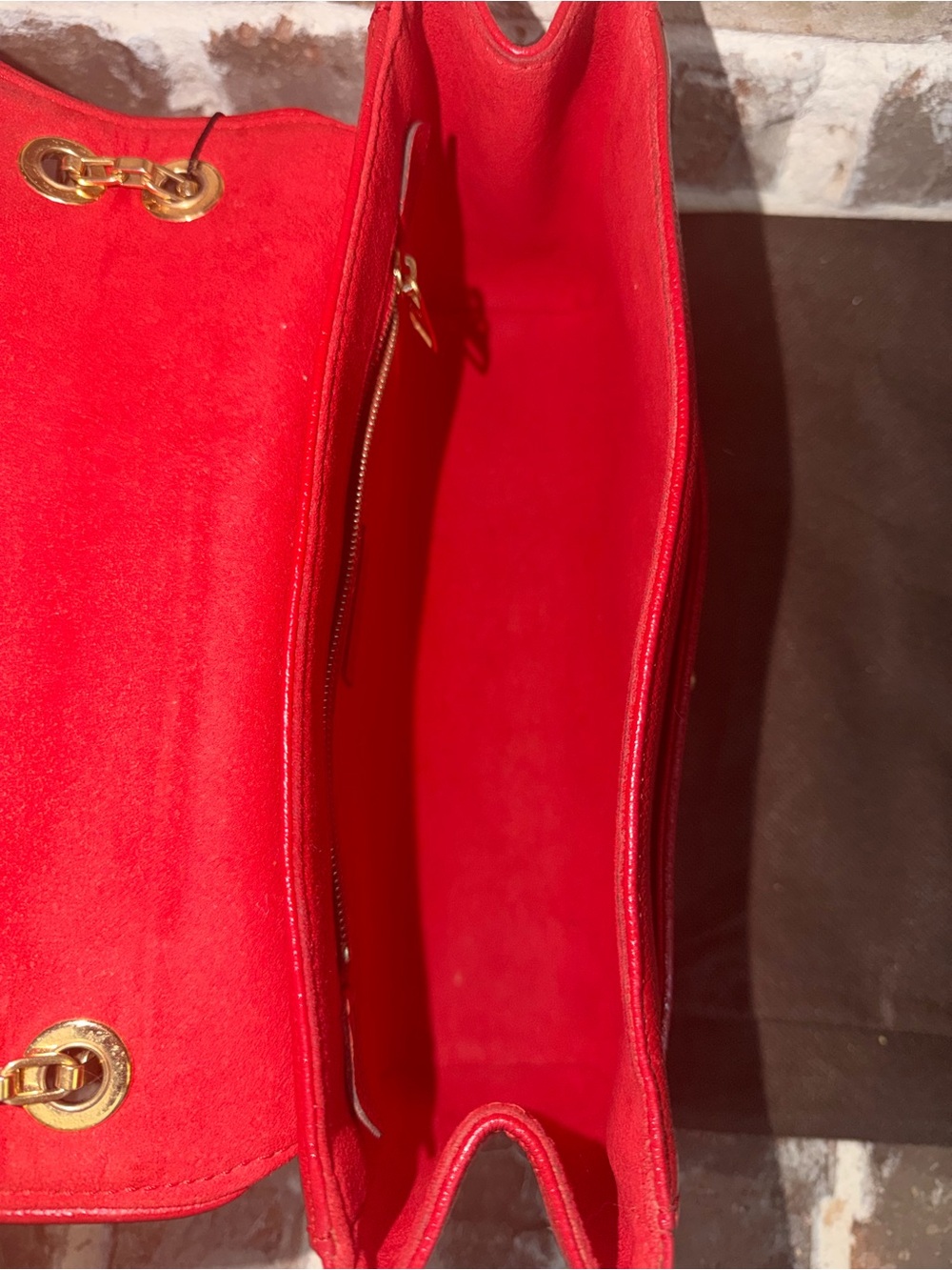 Red Louis Vuitton Monogram Empreinte Saint-Germain crossbody shoulder bag - Picture 9 of 12
